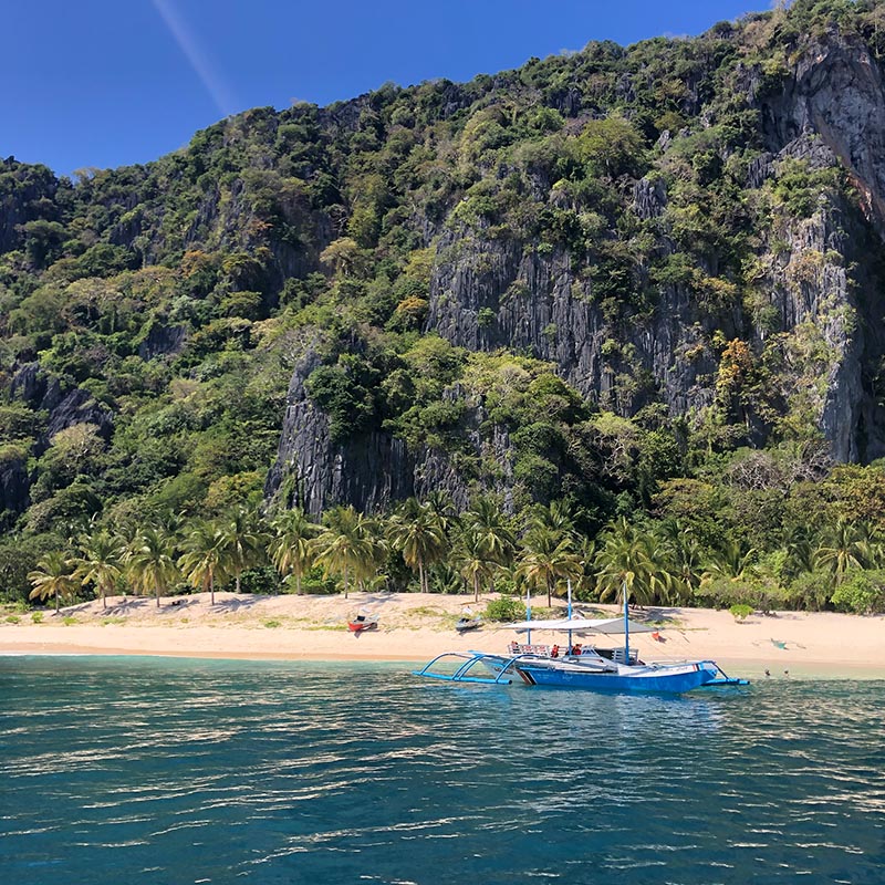 Busuanga-Balck-Island3 Coron El Nido Trip
