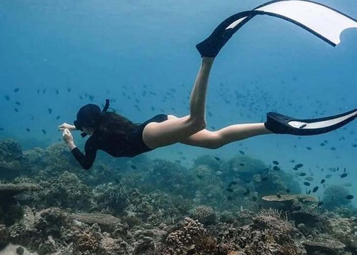 Coron-reef-tours__0001_Layer 17