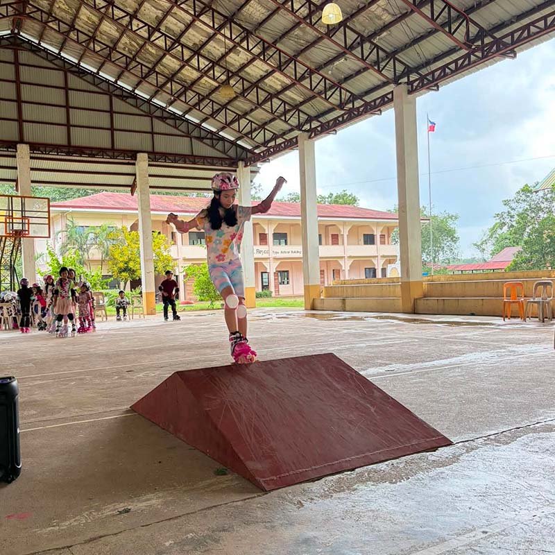 roller skating Coron