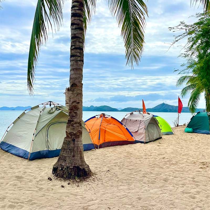 Coron-Busuanga_travelguide_0053_500169108_122130173102692469_5101798148013357259_n Camping Coron Beach